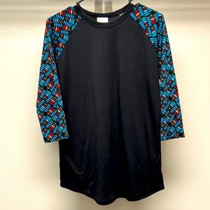 LuLaRoe 3/4 length sleeve t-shirt